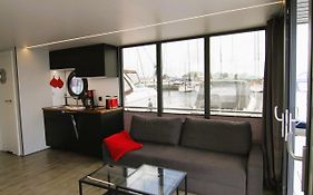 Hausboot Fjord Nordstern Mit Dachterrasse In Schleswig