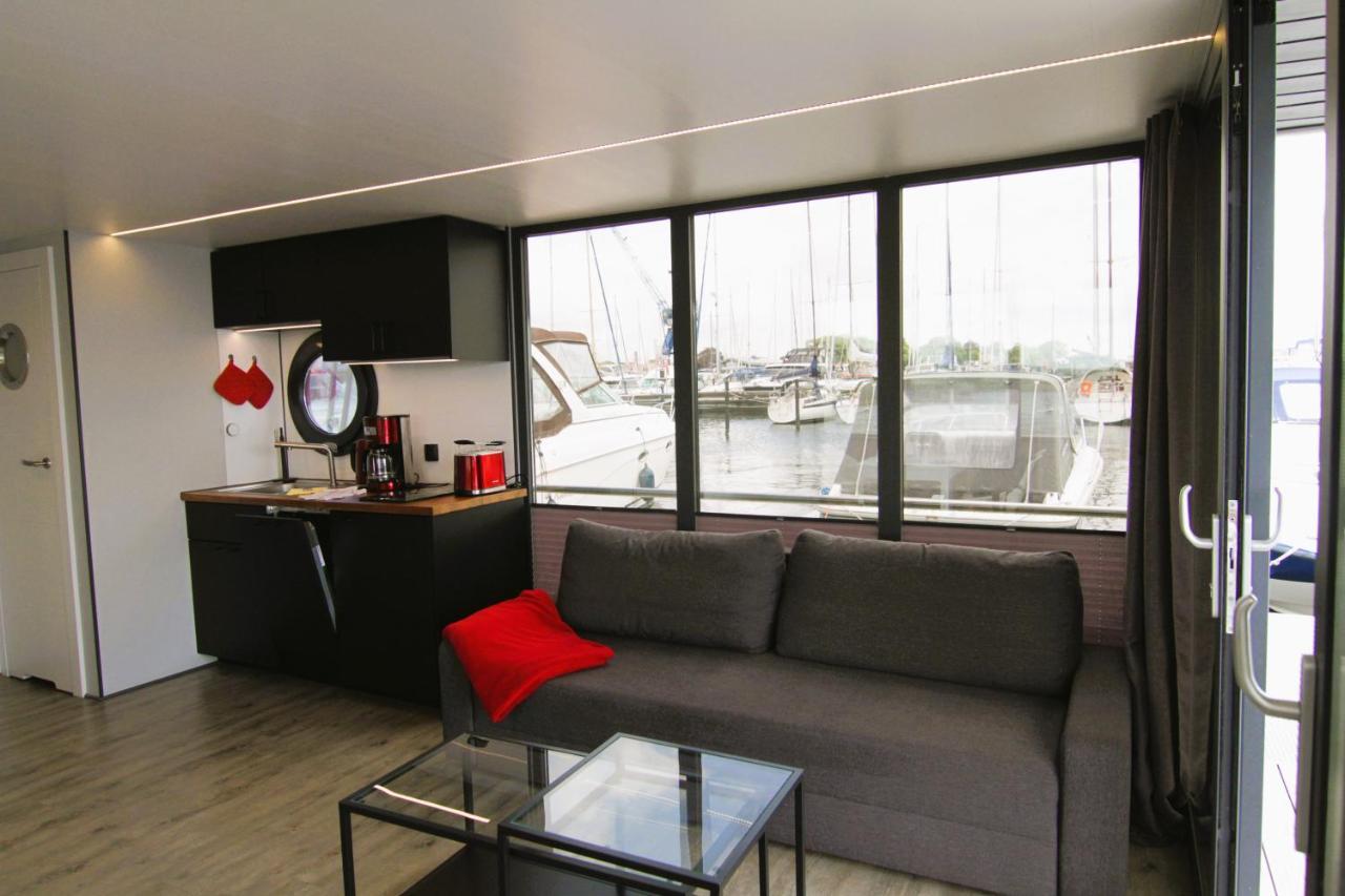 Hotel Hausboot Fjord Nordstern Mit Dachterrasse In Schleswig Exterior foto